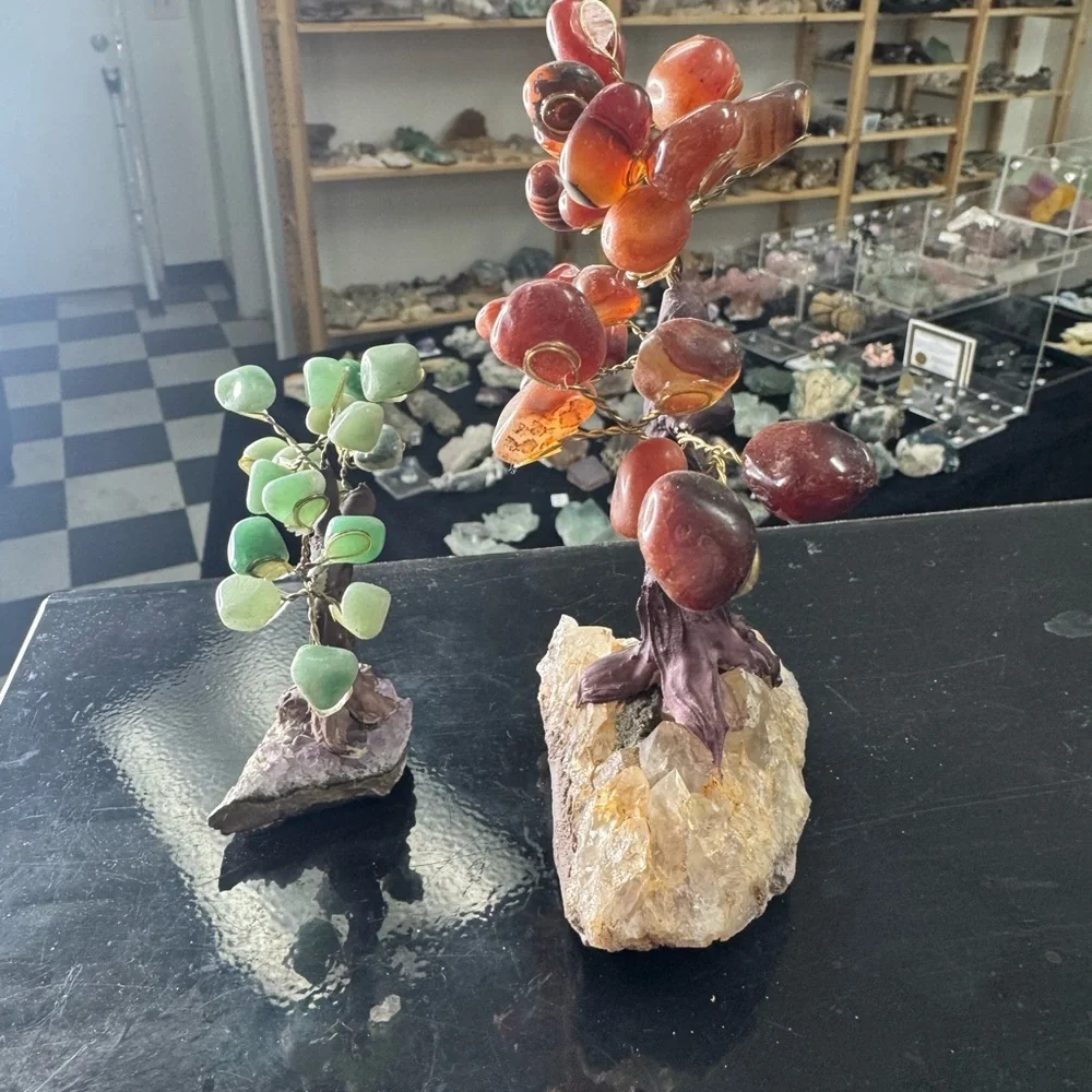 Crystal gem tree set. Green aventurine and carnelian. on an amethyst base.